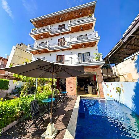 Vplus Hotel Sziemreap Kültér fotó